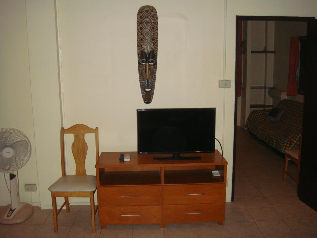 Indogee Apartments Pattaya Esterno foto